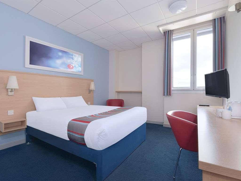 Travelodge Liverpool Central 部屋 写真